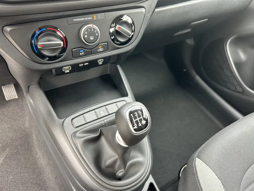 Hyundai i10 1.0i WAVE