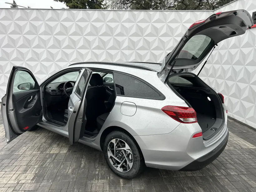 Hyundai i30 WG 1.0 T-GDi GO Czech!