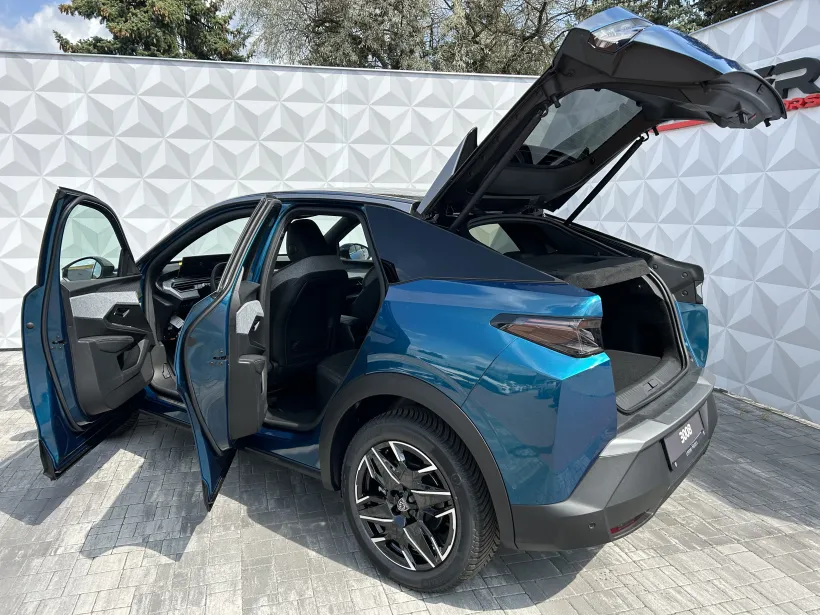 PEUGEOT 3008 GT Hybrid 145 e-DCS6