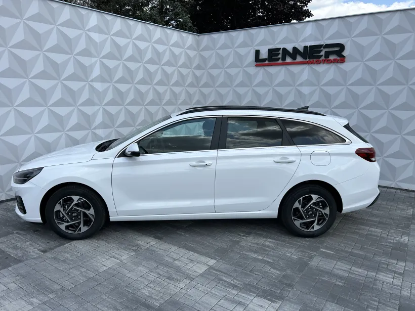Hyundai i30 WG 1.6 T-GDi DCT STYLE SAFETY