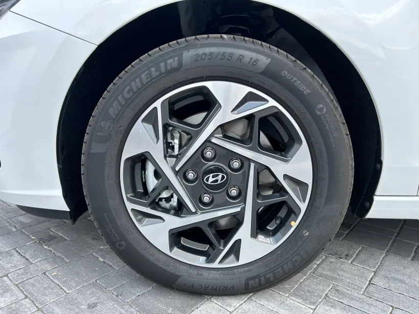 Hyundai i30 WG 1.6 T-GDi DCT STYLE SAFETY