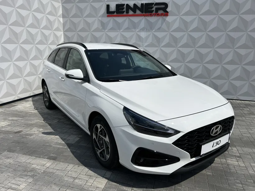 Hyundai i30 WG 1.6 T-GDi DCT STYLE SAFETY