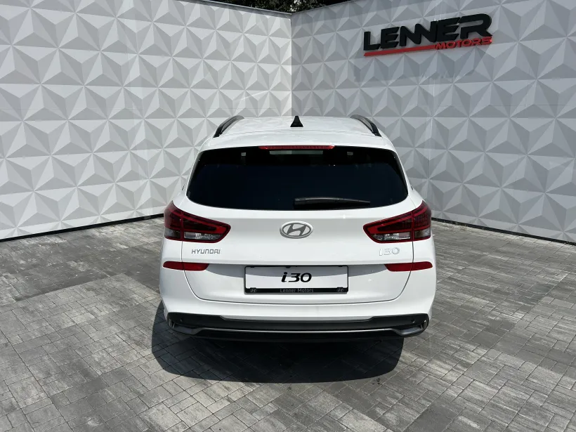 Hyundai i30 WG 1.6 T-GDi DCT STYLE SAFETY