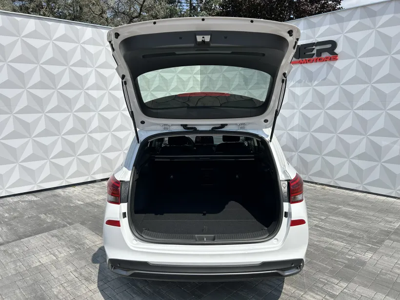 Hyundai I30 FL WG 1,5 T-GDI DCT STYLE SF