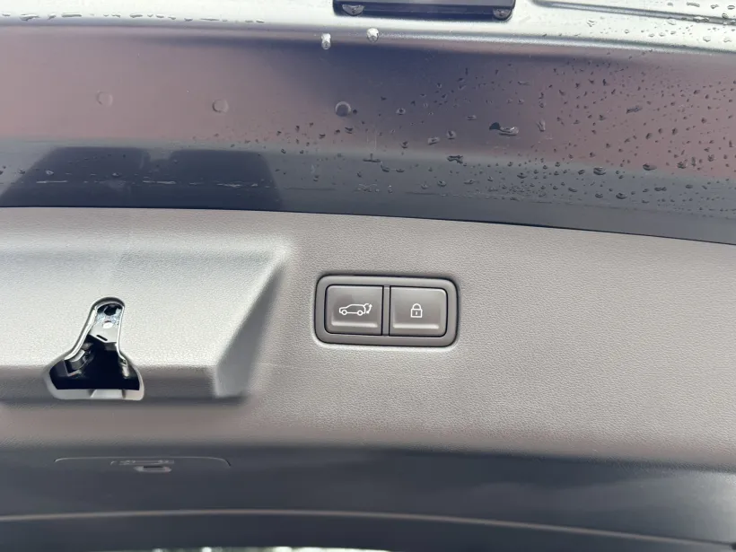 Hyundai SANTA FE 6S 1,6 T-GDI HEV 4WD CALLIGRAP