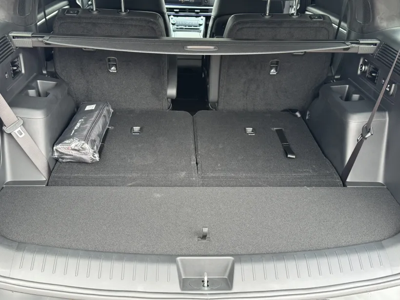 Hyundai SANTA FE 6S 1,6 T-GDI HEV 4WD CALLIGRAP