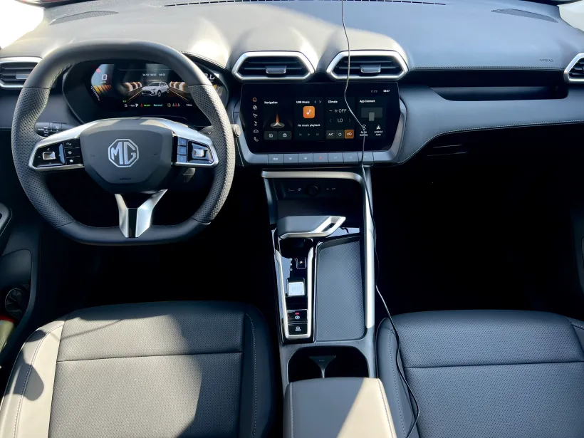 MG ZS HEV 1.5 EXCLUSIVE AT