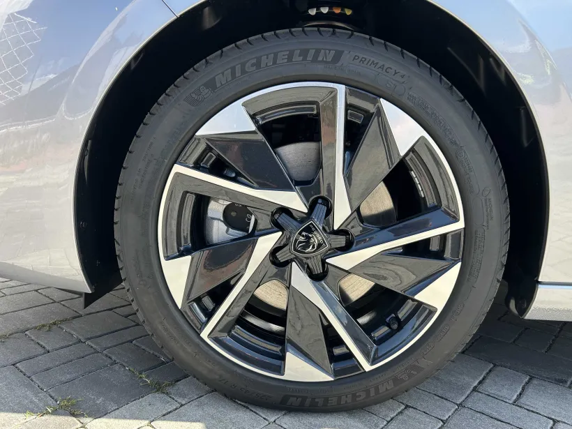 Peugeot 308 SW ALLURE Hybrid 145 e-DCS
