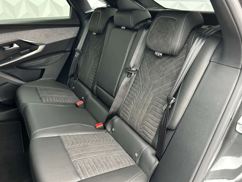 Peugeot 3008 GT Hybrid 145 e-DCS6