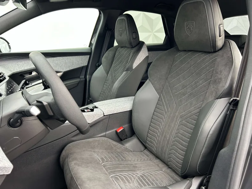 Peugeot 3008 GT Hybrid 145 e-DCS6