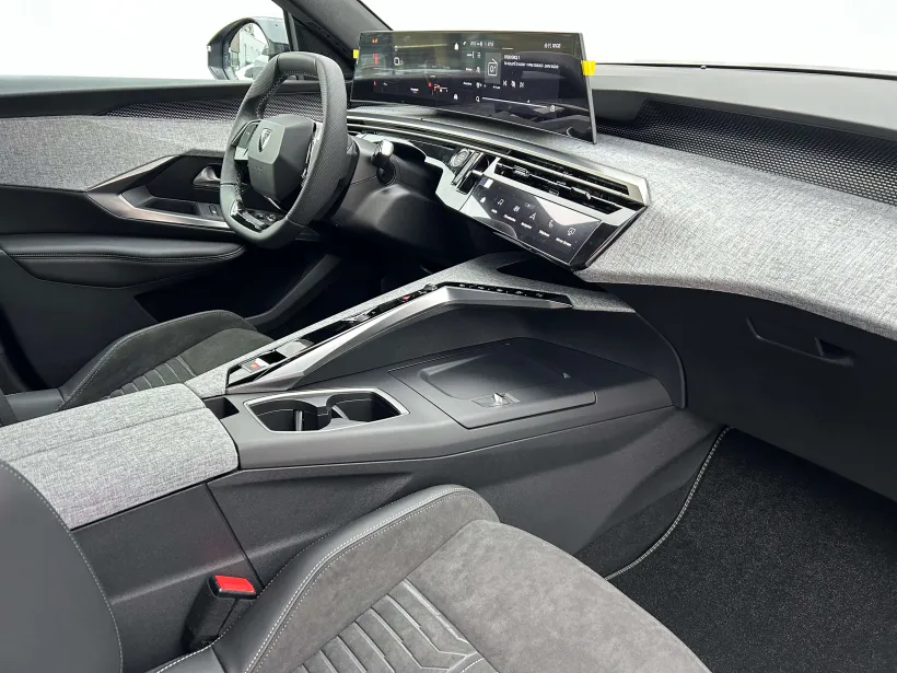 Peugeot 3008 GT Hybrid 145 e-DCS6