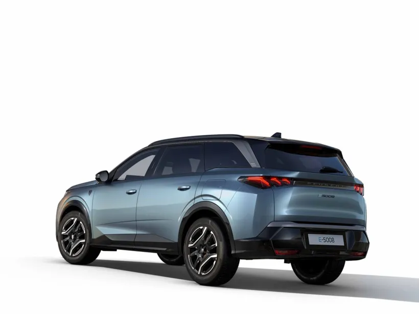 5008 GT Hybrid 136 e-DCS6