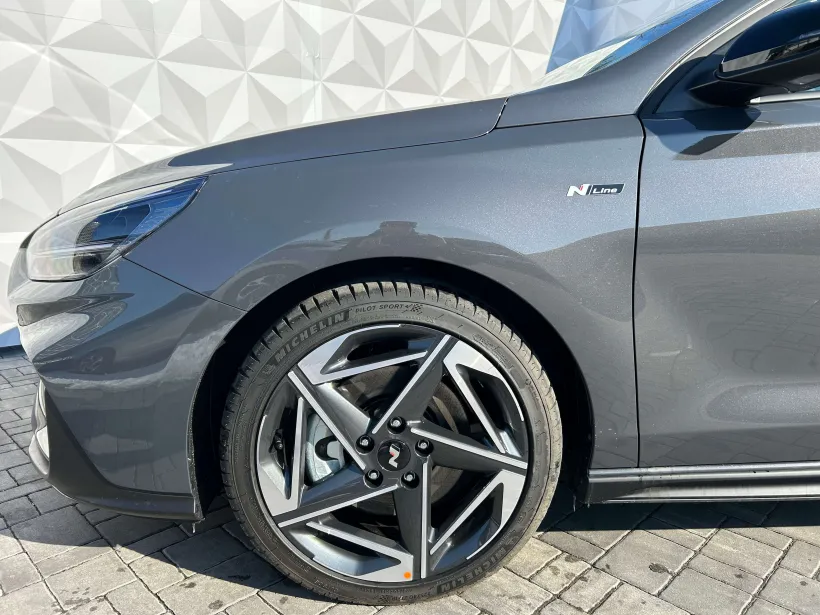 Hyundai i30 WG 1.5 T-GDi DCT N Line SAFETY