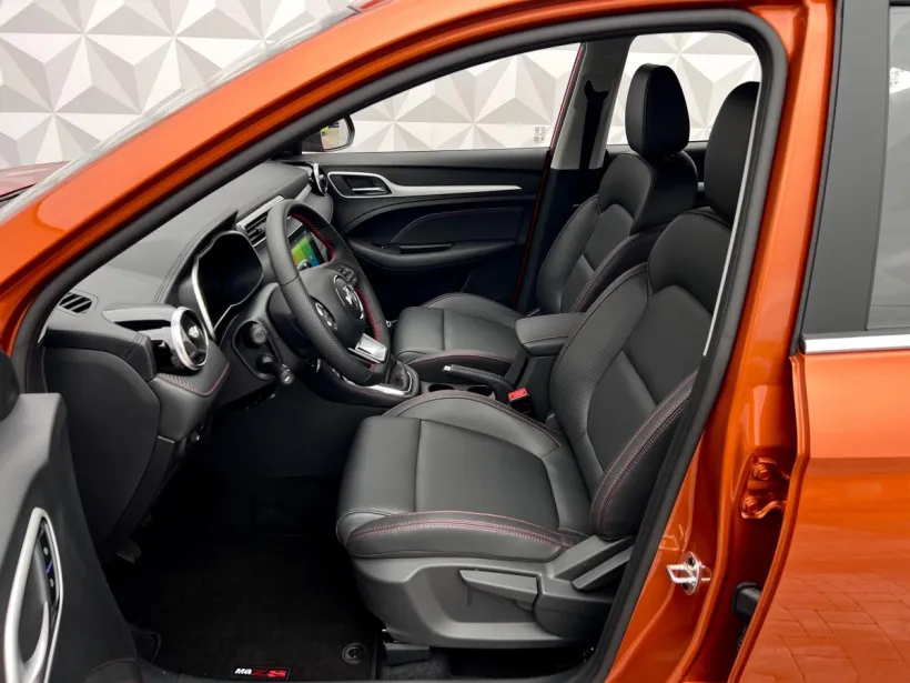 Osobní MG ZS #58357