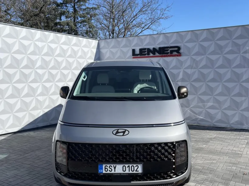 Osobní Hyundai STARIA #58612