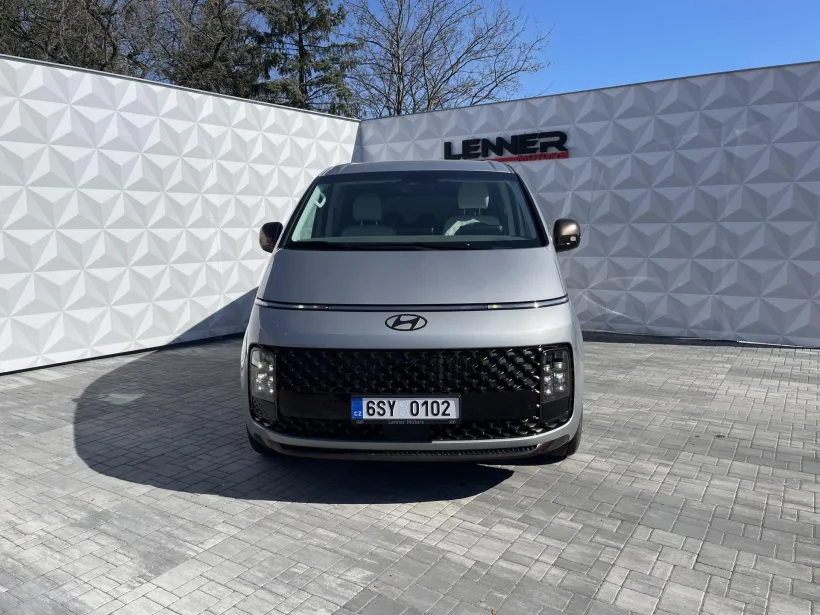 Osobní Hyundai STARIA #58612