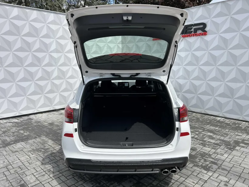 Osobní Hyundai i30 #58794