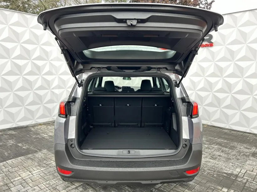 Osobní Peugeot 5008 #58370