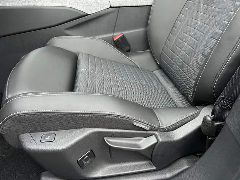 Osobní Peugeot 3008 #58398