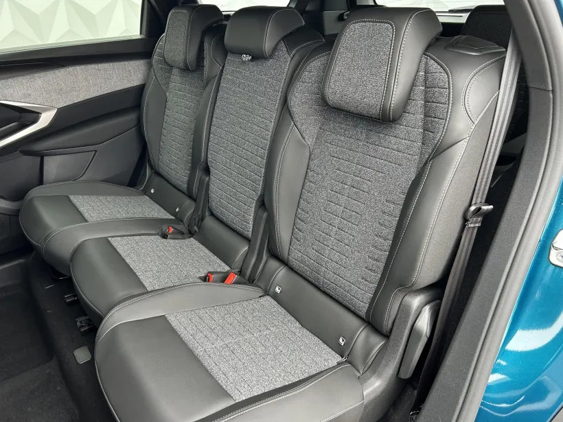 Osobní Peugeot 5008 #58416