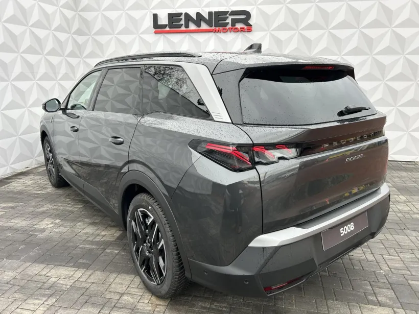 Osobní Peugeot 5008 #58429