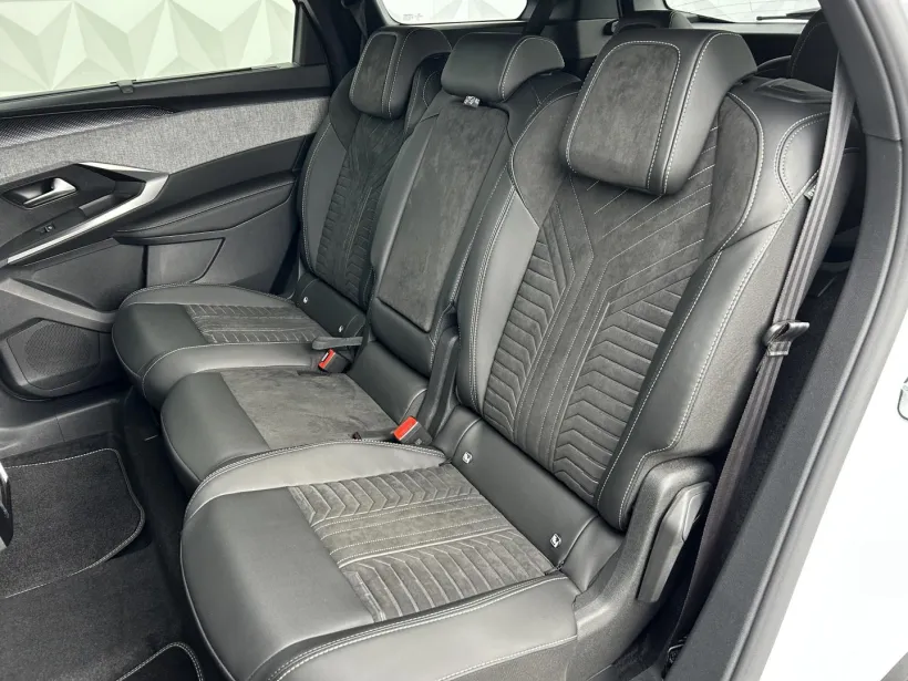 Osobní Peugeot 5008 #58431