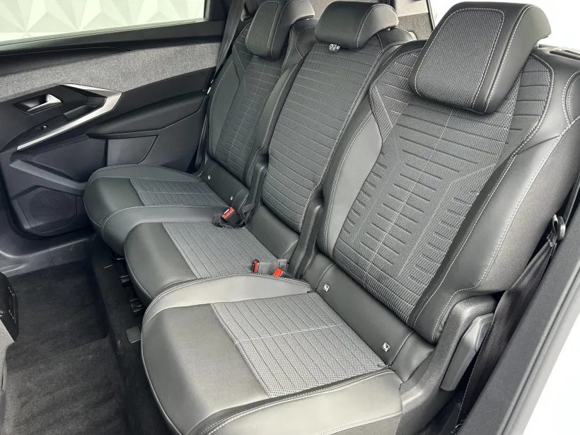 Osobní Peugeot 5008 #58542