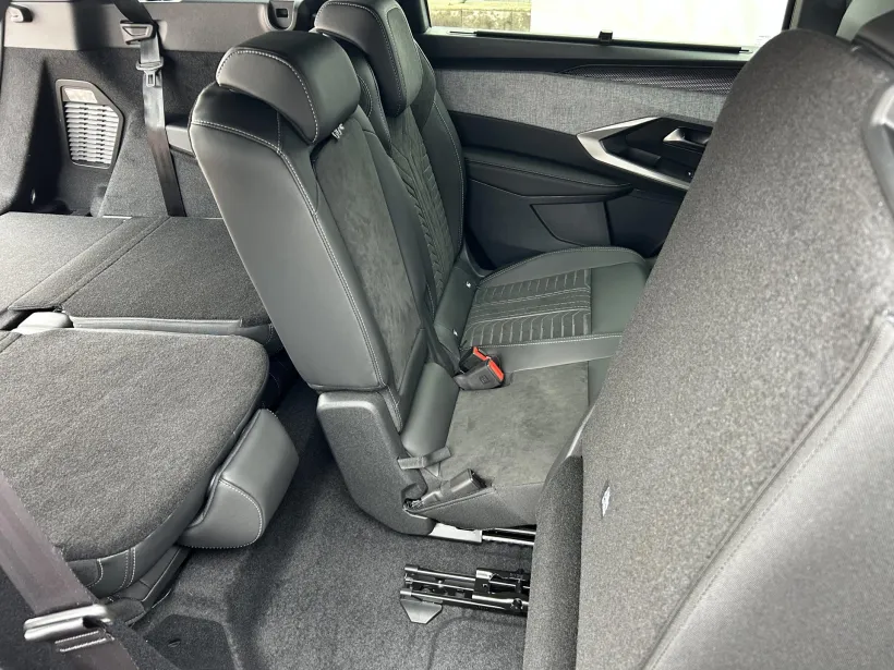 Osobní Peugeot 5008 #58550