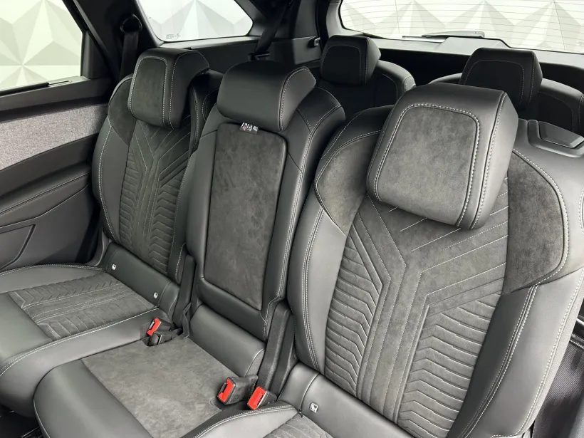 Osobní Peugeot 5008 #58550