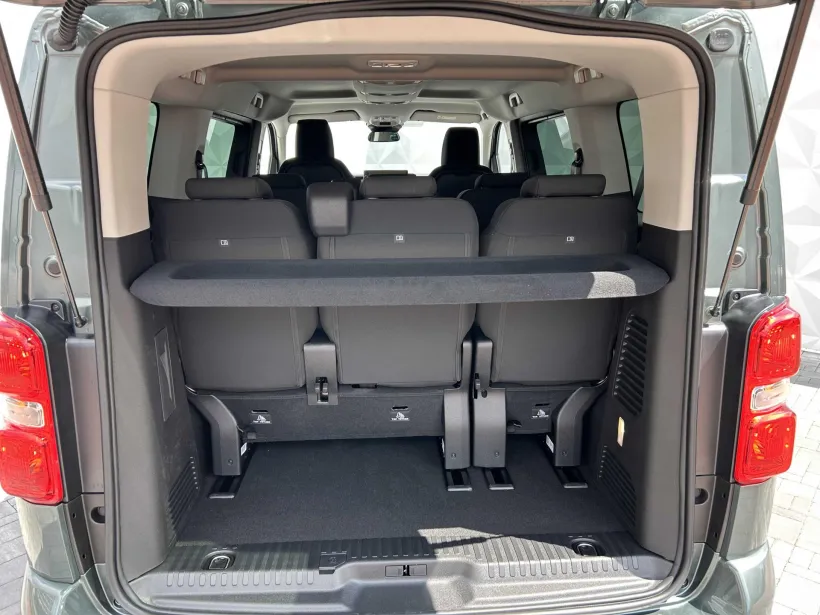 Osobní Peugeot Traveller #58681