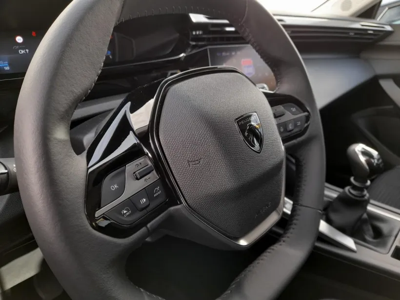 Osobní Peugeot 308 #58834